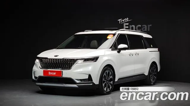 Kia Carnival 9-Seater Signature