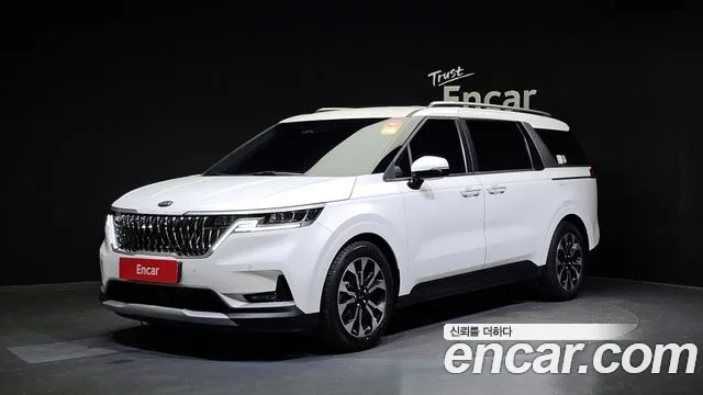 Kia Carnival 9-Seater Prestige