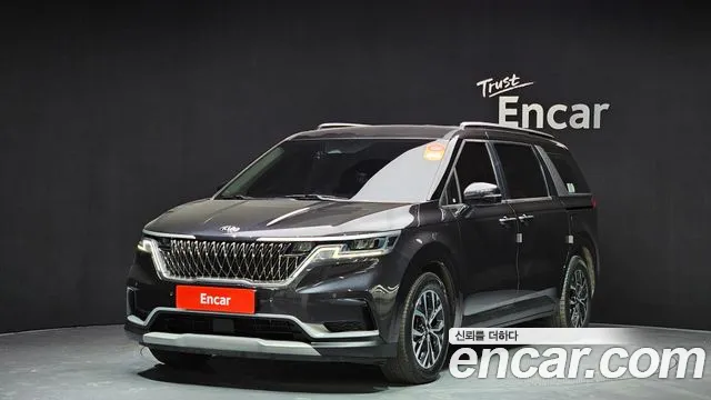 Kia Carnival 9-Seater Prestige