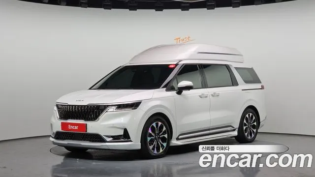 Kia Carnival Signature