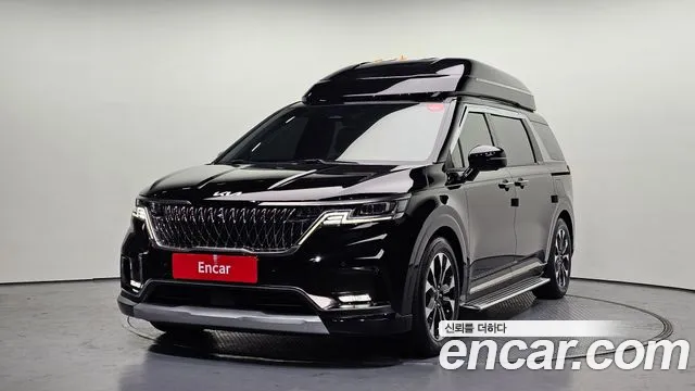 Kia Carnival Signature