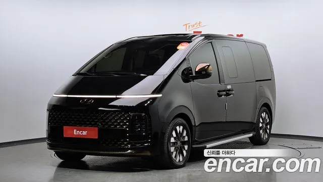 Hyundai Staria Prestige