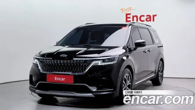 Kia Carnival 9-Seater Noblesse