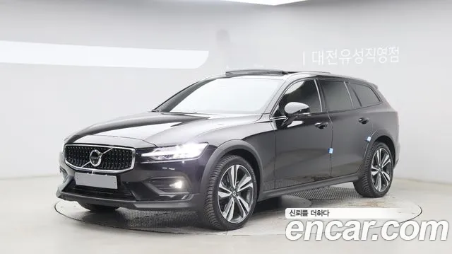 Volvo V60 T5 Pro AWD