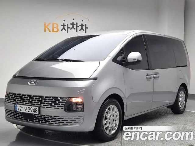Hyundai Staria Modern