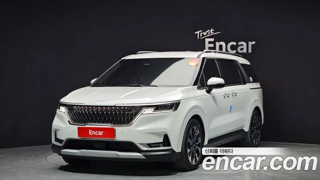 Kia Carnival 9-Seater Prestige