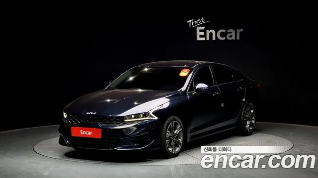 Kia K5 Signature