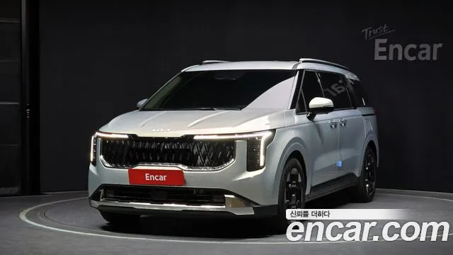 Kia Carnival 9-Seater Signature