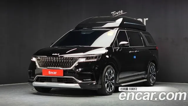Kia Carnival Signature