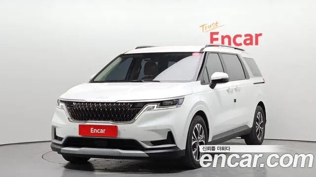 Kia Carnival 9-Seater Prestige