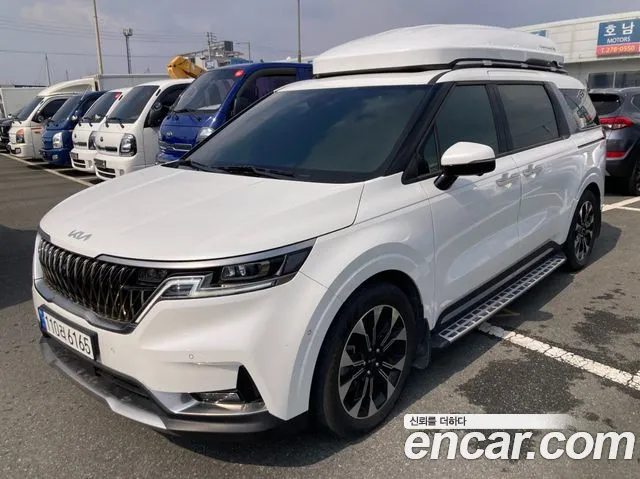 Kia Carnival Gasoline 9-Seater Signature