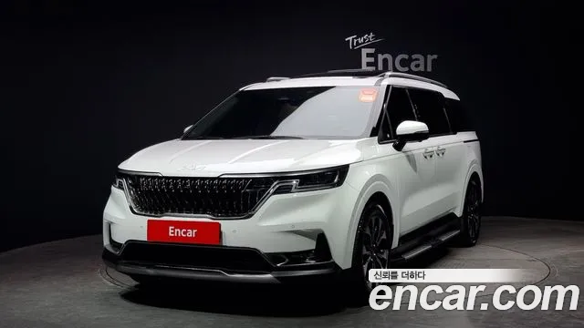 Kia Carnival 9-Seater Signature
