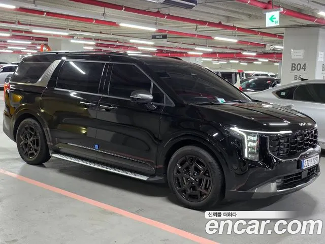 Kia Carnival Gasoline 9-Seater Gravity