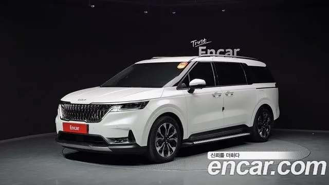 Kia Carnival 7-Seater Signature