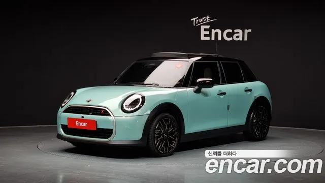 Mini Cooper 5 Door Favoured