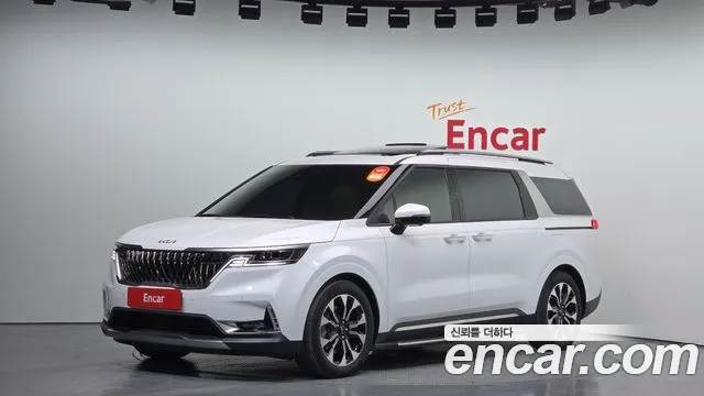 Kia Carnival 9-Seater Signature