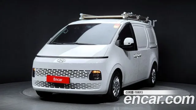 Hyundai Staria Modern