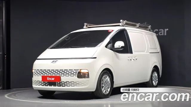 Hyundai Staria Modern