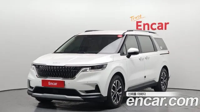 Kia Carnival 9-Seater Prestige