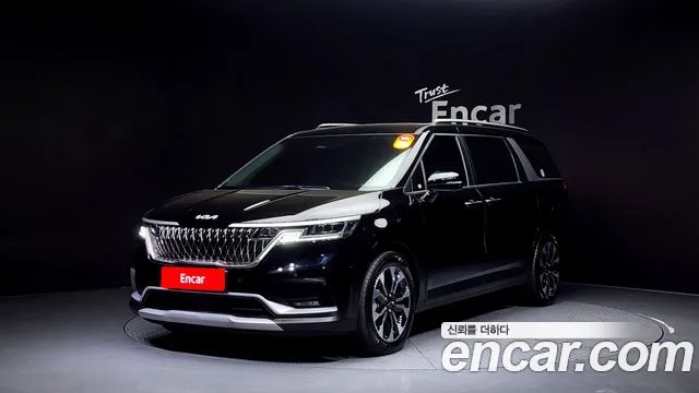 Kia Carnival Gasoline 9-Seater Prestige