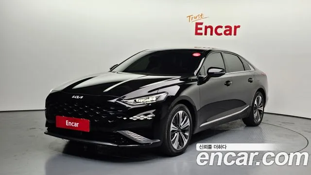 Kia K8 Signature