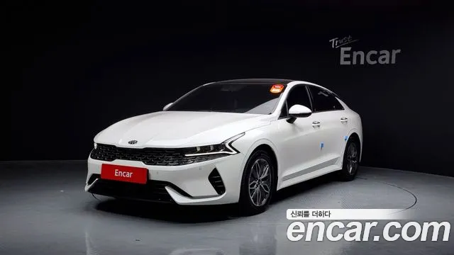 Kia K5 Signature