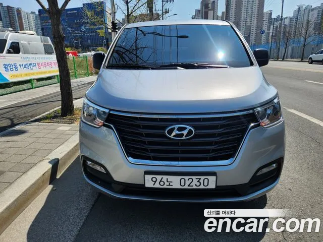 Hyundai Starex Modern
