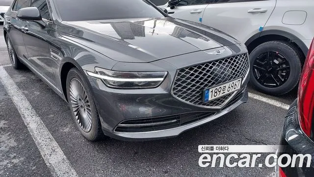 Genesis G90 Luxury