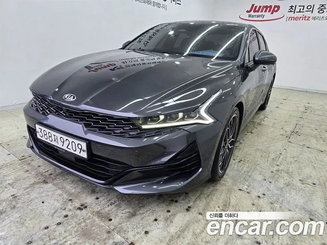 Kia K5 Signature