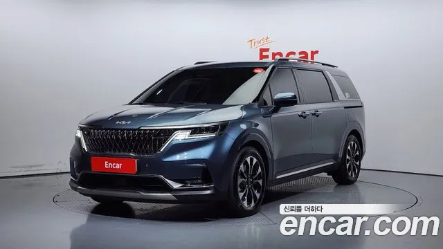 Kia Carnival Gasoline 9-Seater Noblesse