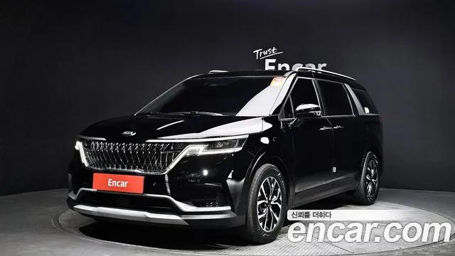 Kia Carnival 9-Seater Prestige
