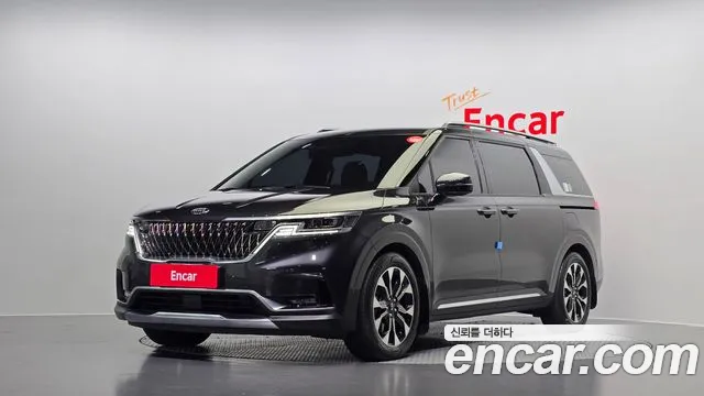 Kia Carnival 9-Seater Noblesse