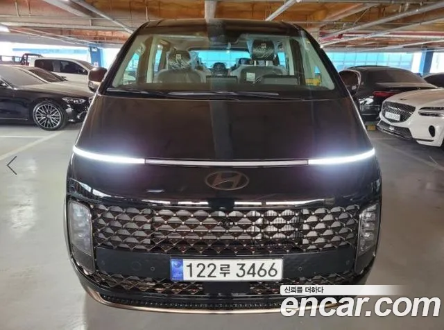 Hyundai Staria Inspiration