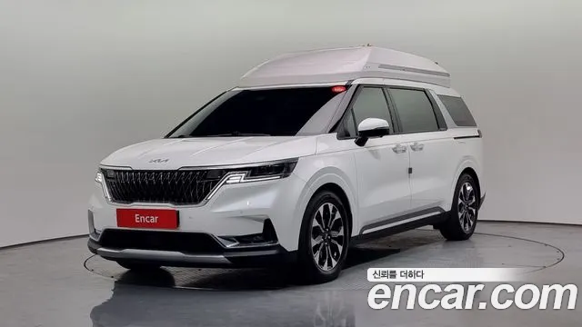 Kia Carnival Gasoline 7-Seater Signature