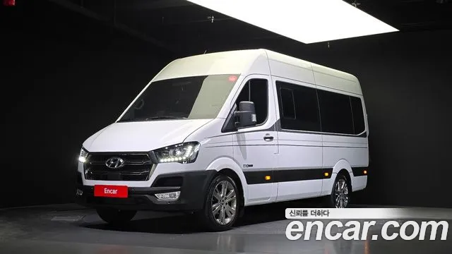 Hyundai Solati Luxury
