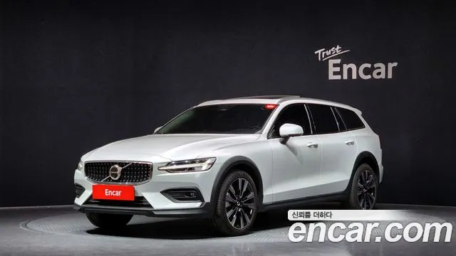 Volvo V60 B5 Ultimate AWD