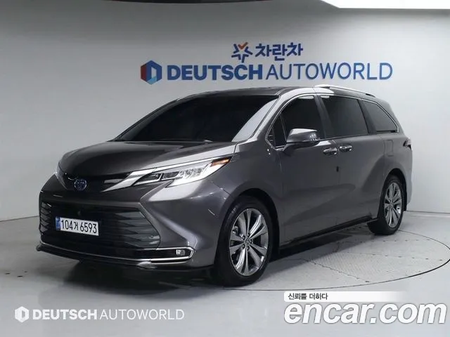 Toyota Sienna 2.5 Hybrid 2WD