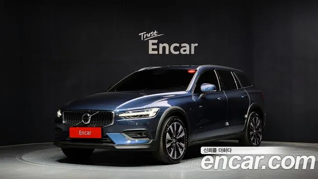 Volvo V60 B5 Ultimate AWD