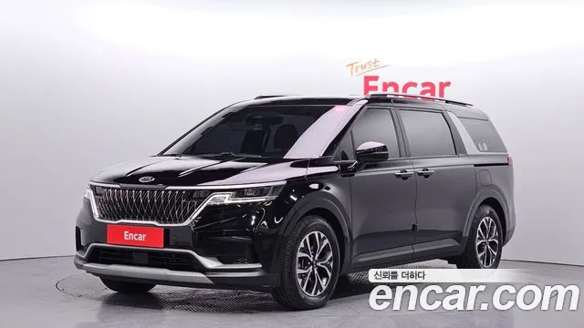 Kia Carnival 9-Seater Prestige