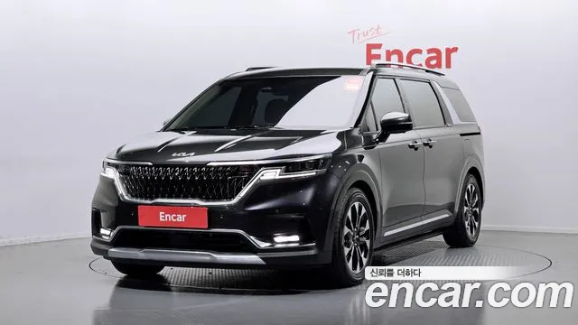 Kia Carnival Gasoline 9-Seater Signature