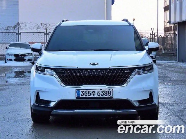 Kia Carnival 9-Seater Signature