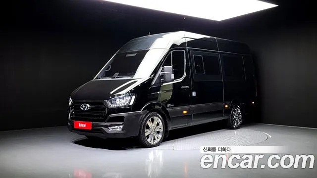 Hyundai Solati Luxury
