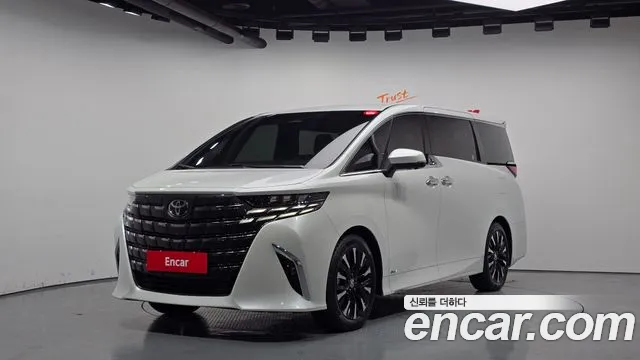 Toyota Alphard Executive Lounge