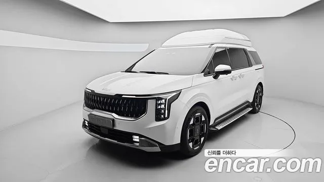 Kia Carnival Signature