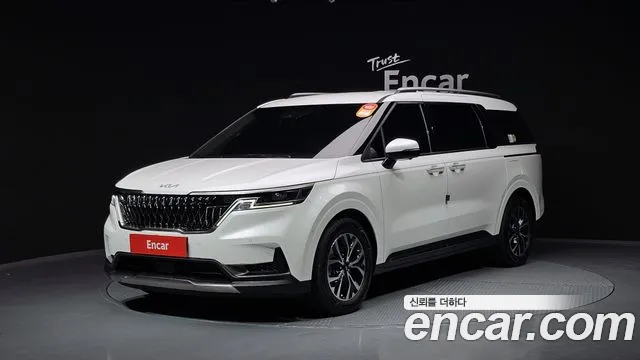 Kia Carnival Gasoline 9-Seater Noblesse