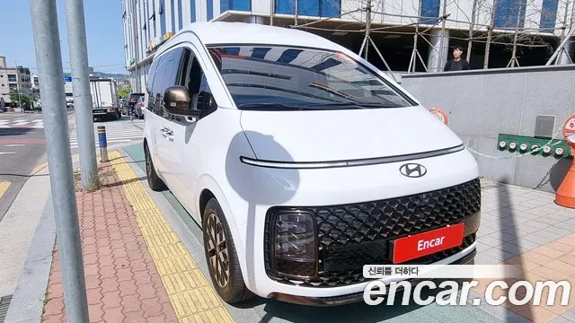 Hyundai Staria Inspiration