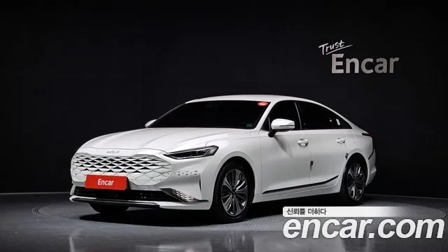Kia K8 Signature