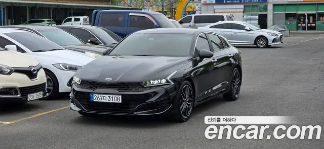 Kia K5 Signature