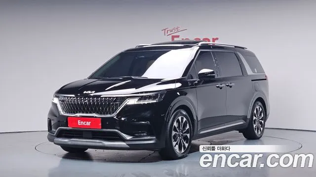 Kia Carnival Gasoline 9-Seater Signature