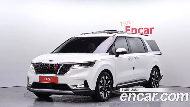 Kia Carnival 9-Seater Signature
